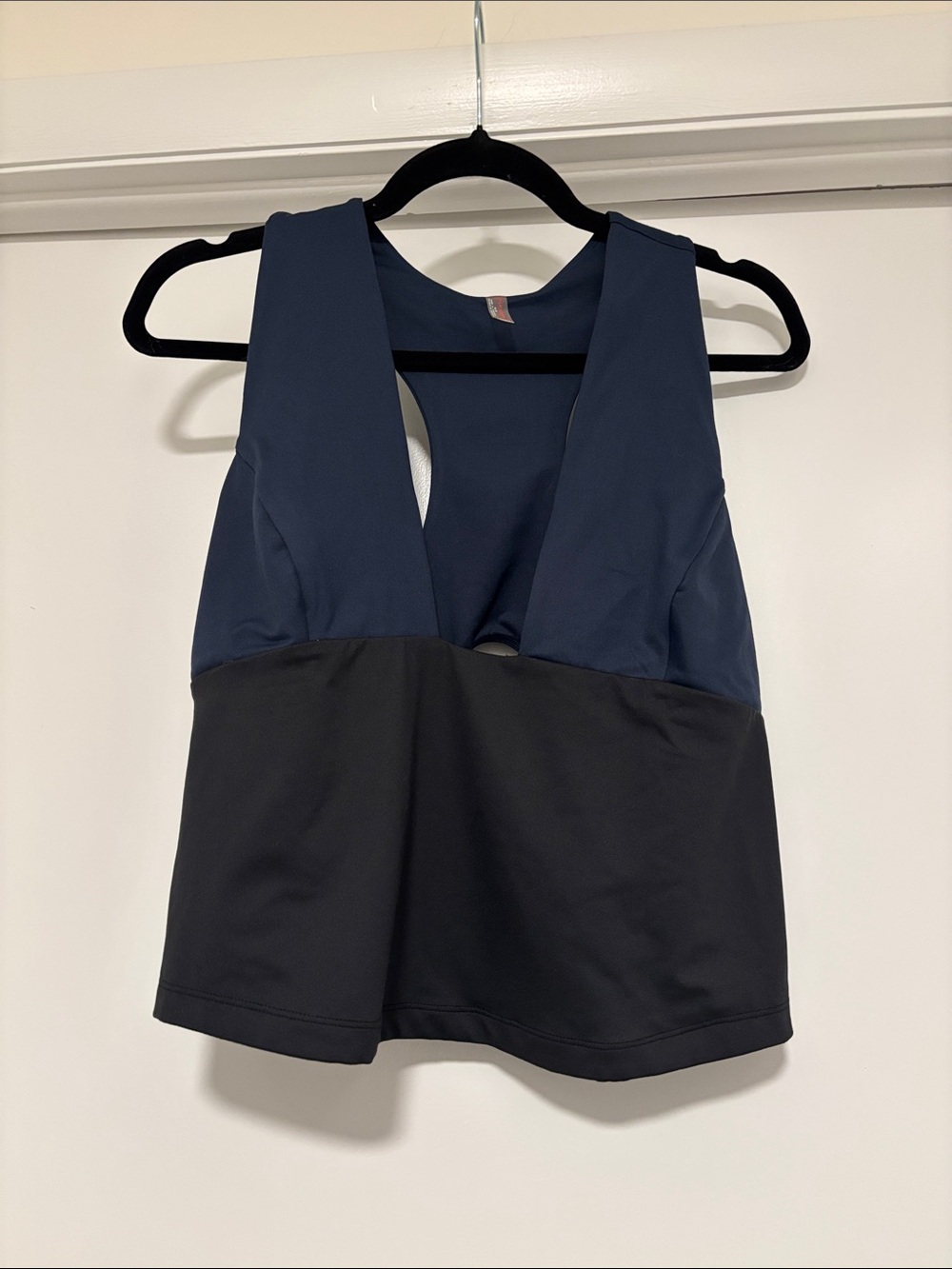 Free People color-block tank. NWT. Midnight navy